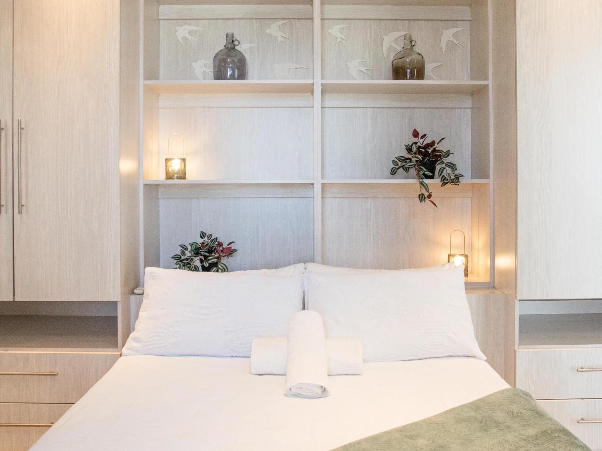 Rieks Van Der Walt Self-Catering Apartment Windhoek Bagian luar foto