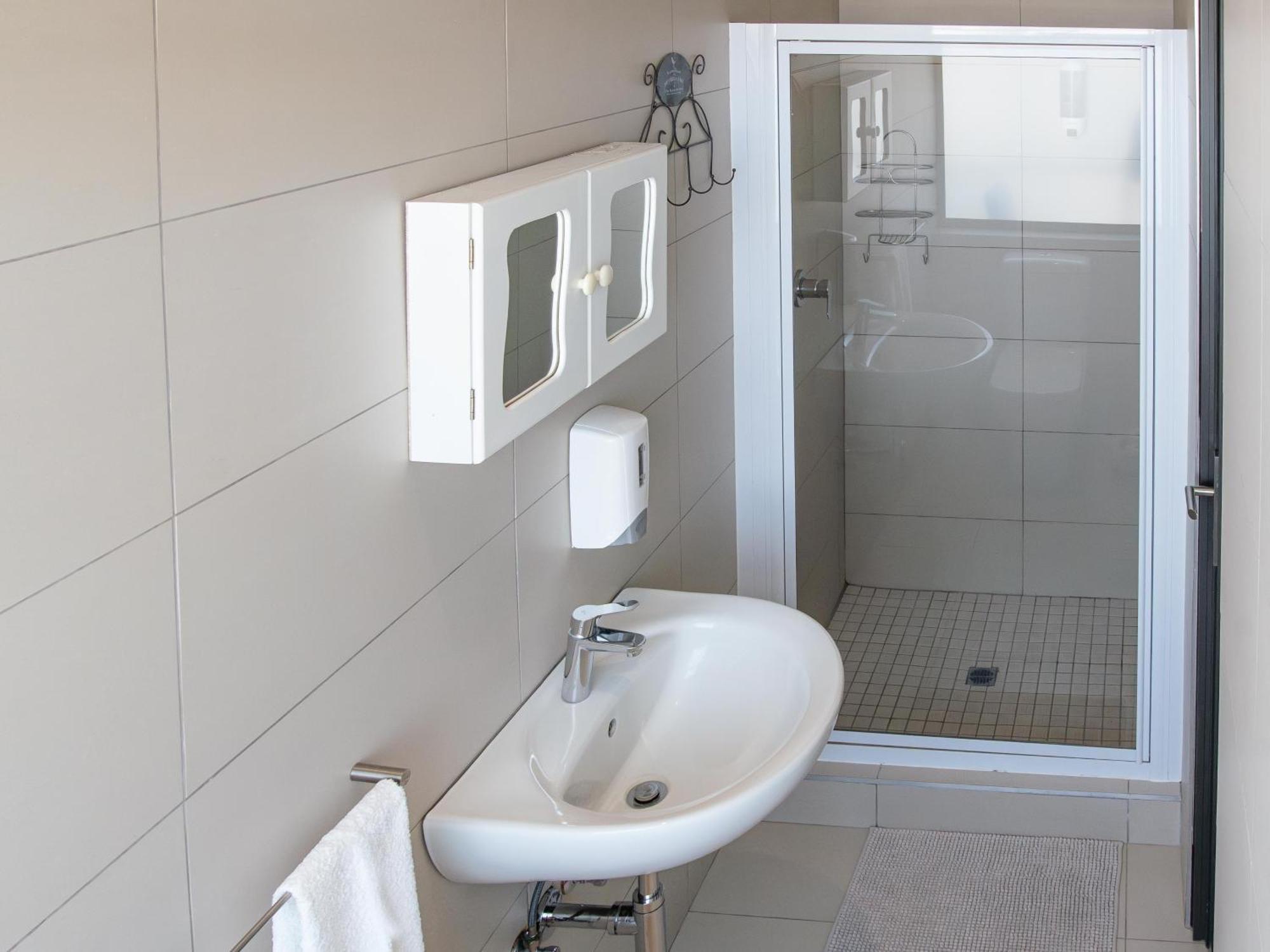 Rieks Van Der Walt Self-Catering Apartment Windhoek Bagian luar foto